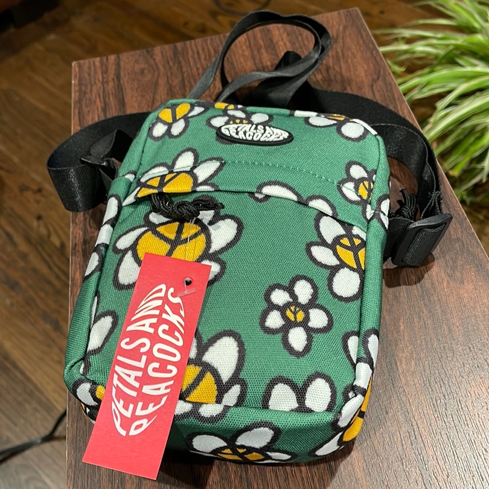NWT Petals and Peacocks Peace Sign Flower Green Canvas Crossbody Bag